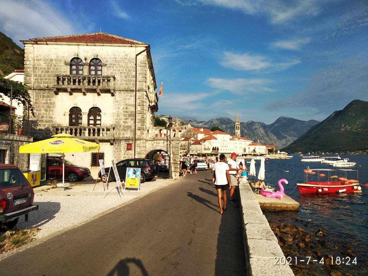 Appartement Old House Perast Extérieur photo