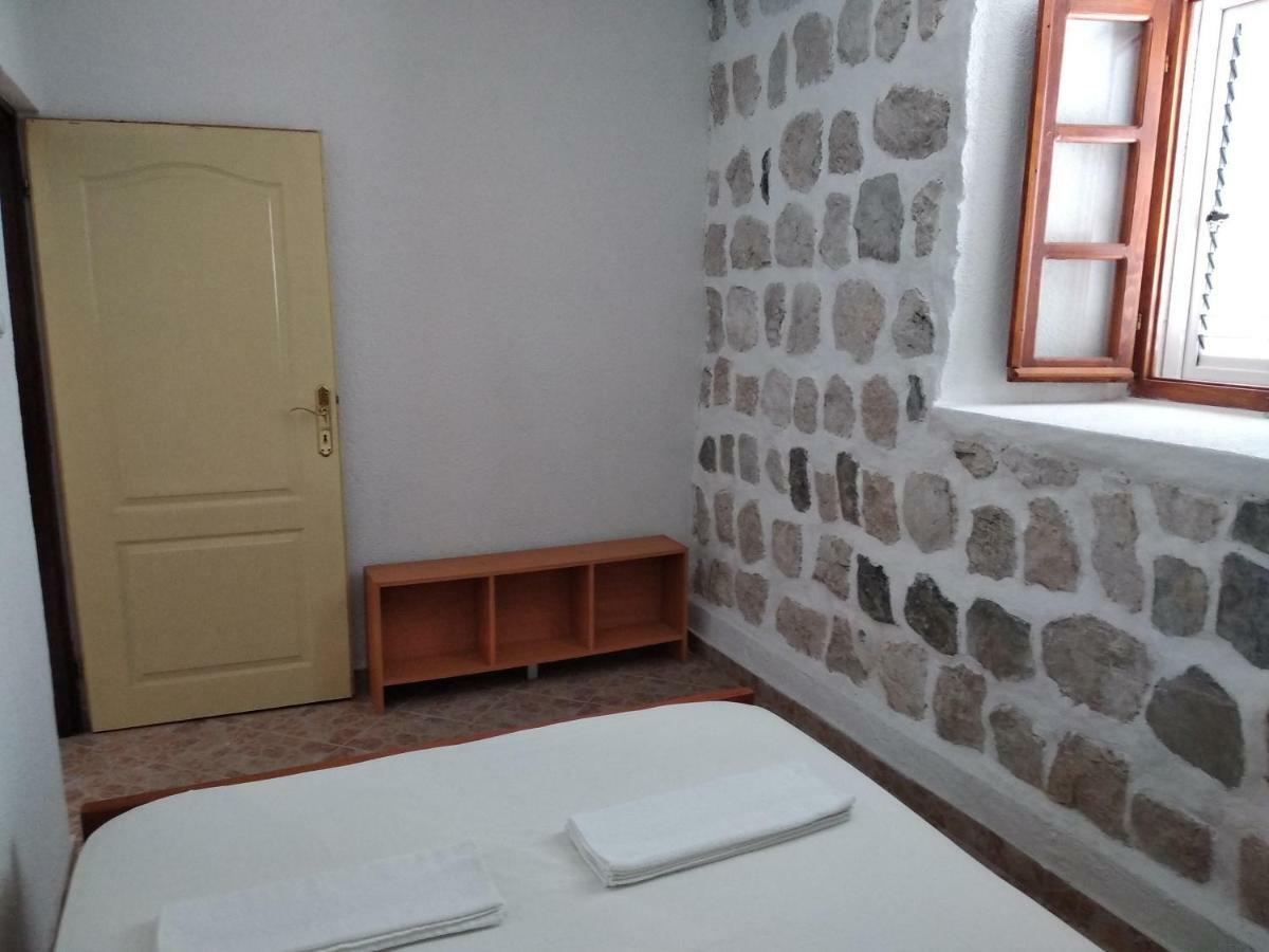 Appartement Old House Perast Extérieur photo