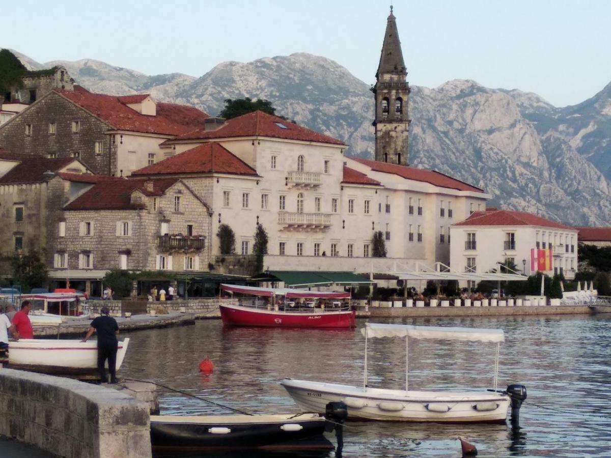 Appartement Old House Perast Extérieur photo