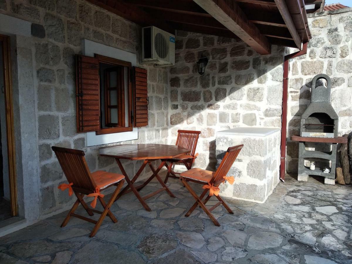 Appartement Old House Perast Extérieur photo